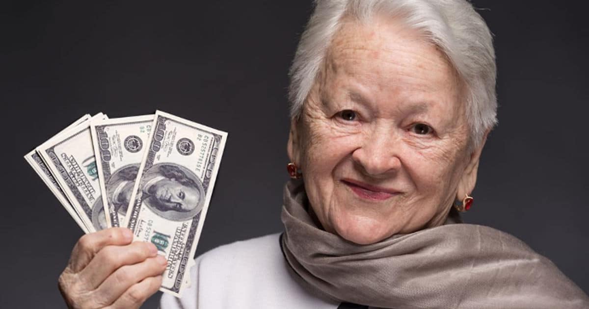 financial-help-for-seniors-federal-state-private-benefits-programs