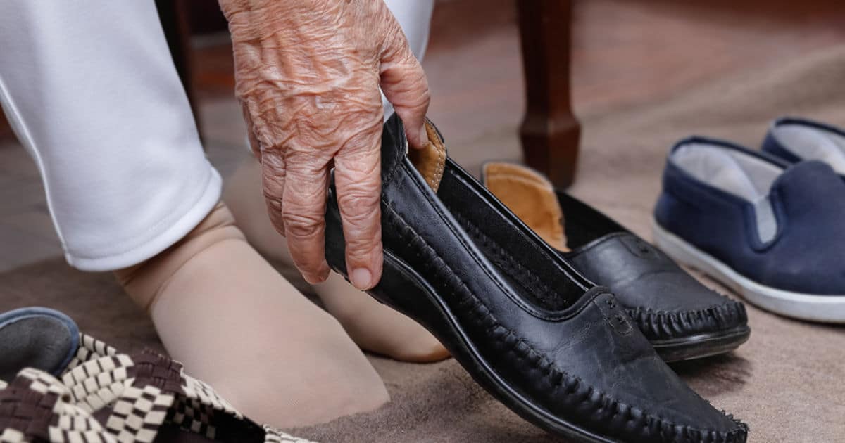 best shoes for elderly balance