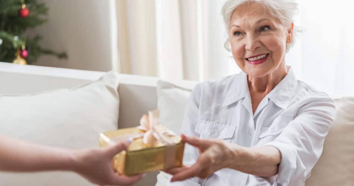 8 Wonderful Last Minute Gifts for Seniors – DailyCaring