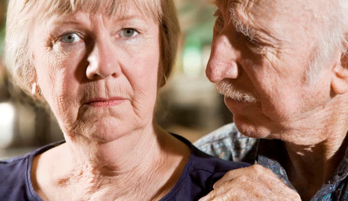 4 Ways To Respond When Someone With Alzheimer S Keeps