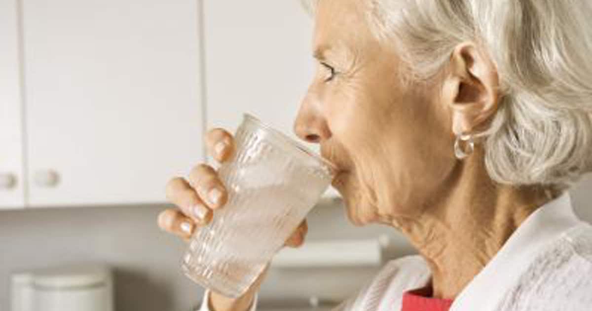 Why you Need to Drink more Water when you Start Getting Older