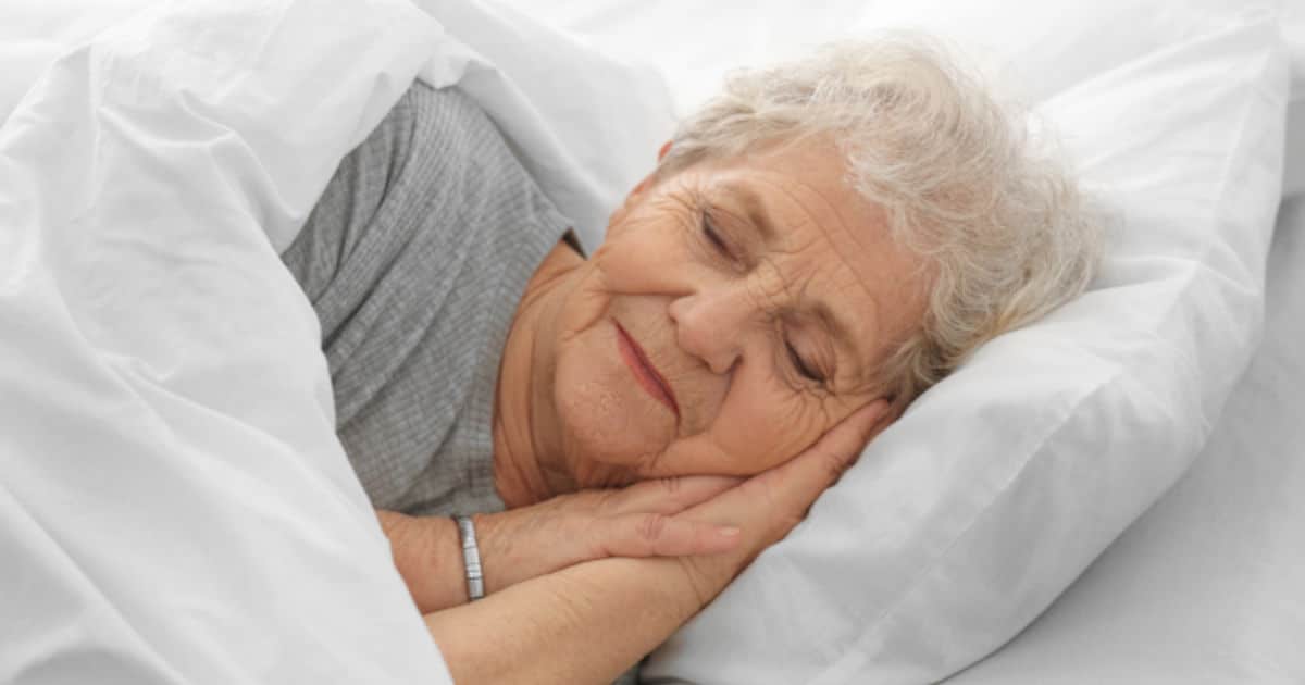 Are Weighted Blankets Good for Elderly 