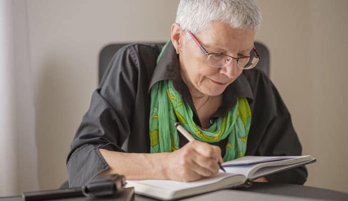 5 Ways to Use a Journal to Reduce Caregiver Stress – DailyCaring