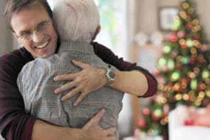 3 Tips for Celebrating Holidays with Seniors in Assisted Living