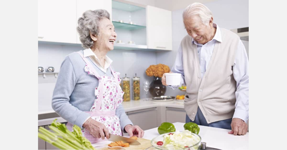 6 Simple Products for Caregivers in the Kitchen: Senior Safety