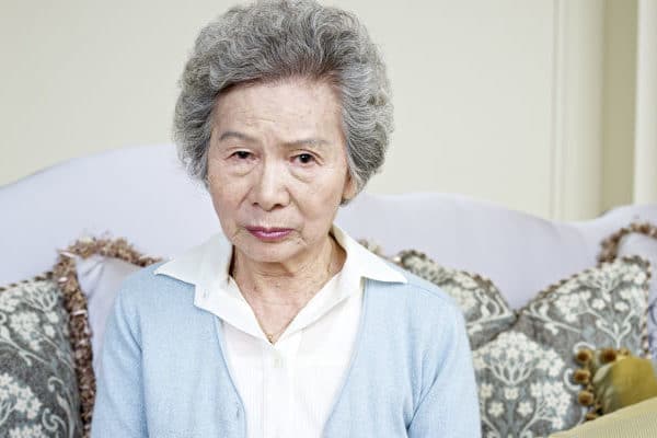 11 ways for caregivers to cope when feeling unappreciated while caring for an older adult