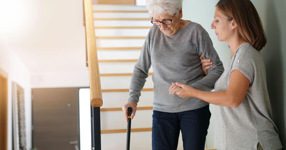 10 Reasons Why Seniors Walk With a Shuffling Gait – DailyCaring